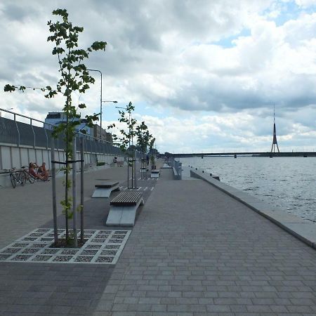 Riverside Promenade Apartment Riga Extérieur photo